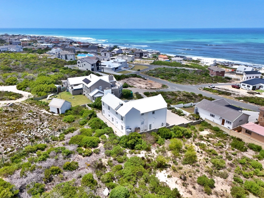 4 Bedroom Property for Sale in Oceanview Heights Western Cape
